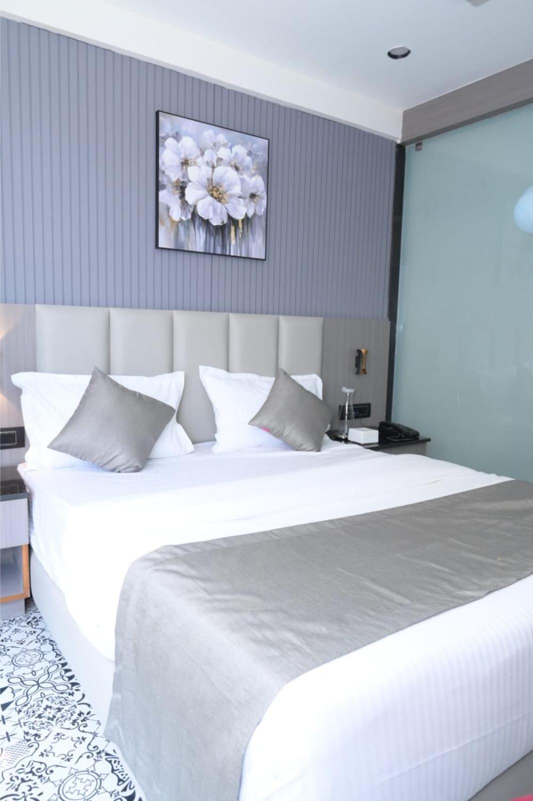 Hotel Dream アーメダバード エクステリア 写真